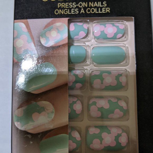 Loreal Colour Riche Press-On Nails - Picture 2 of 3